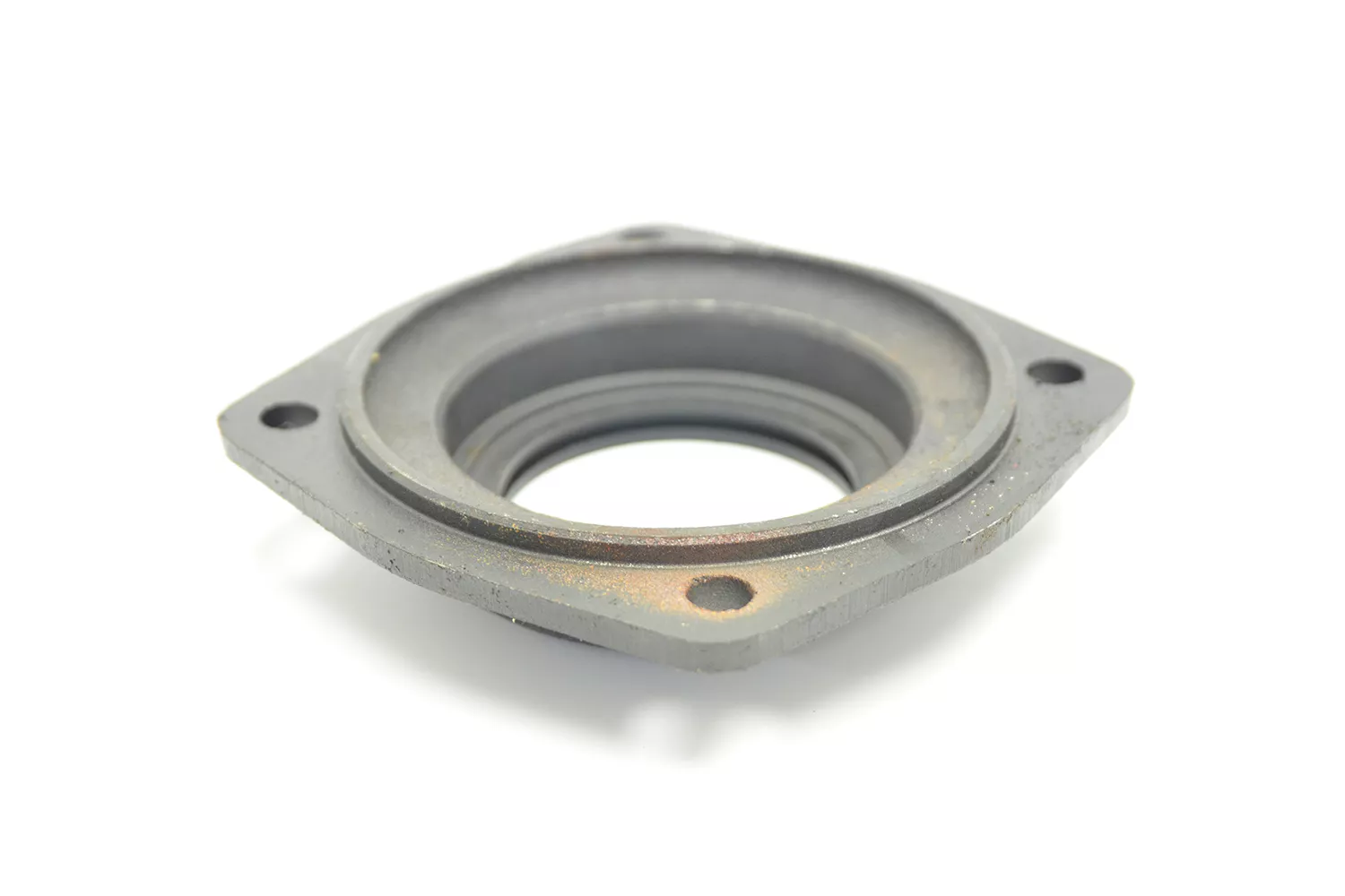 Capac Ax Arbore Belarus # 50-2407028