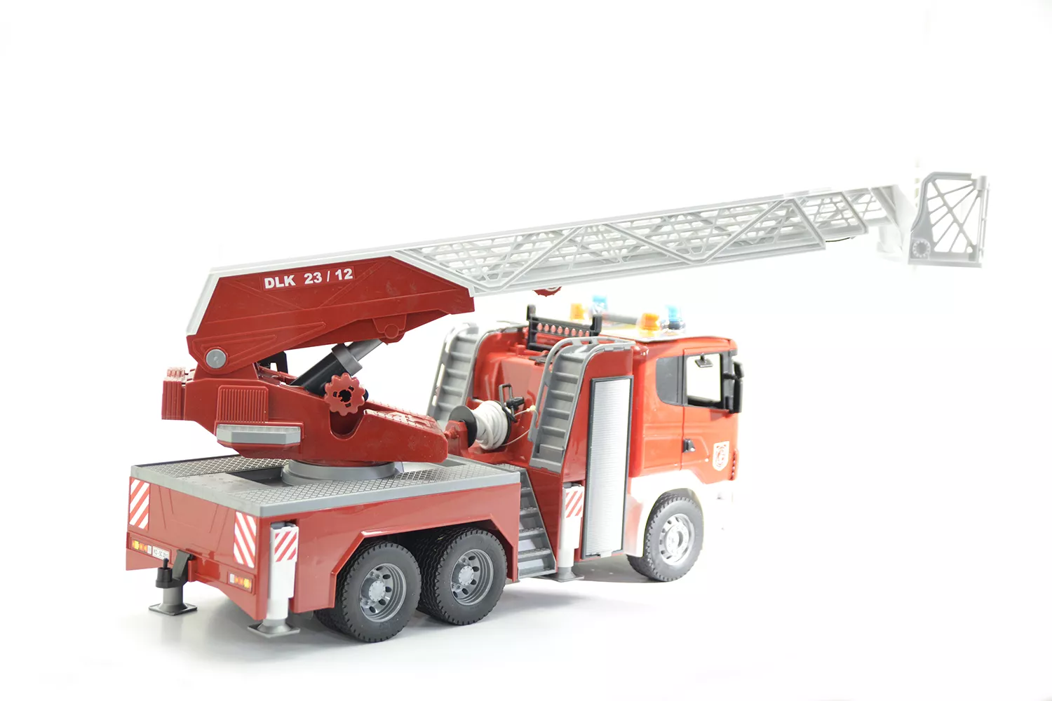 Jucarie Bruder, masina de pompieri Scania, 1:16, 590x200x265 mm # 03590