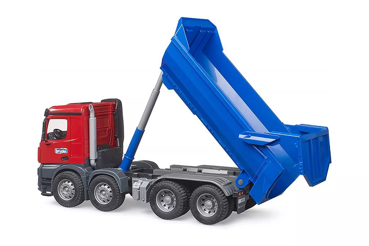 CAMION BASCULAT CU HALFPIPE MB AROCS BRUDER # 03621 / 11958587