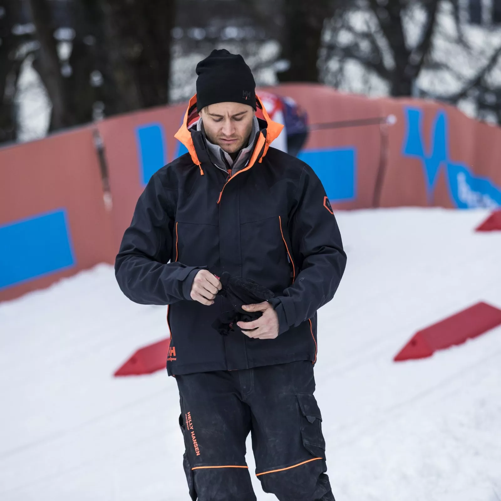 CACIULA LIFA MERINO BEANIE NEAGRA STD HELLY HANSEN # 79705