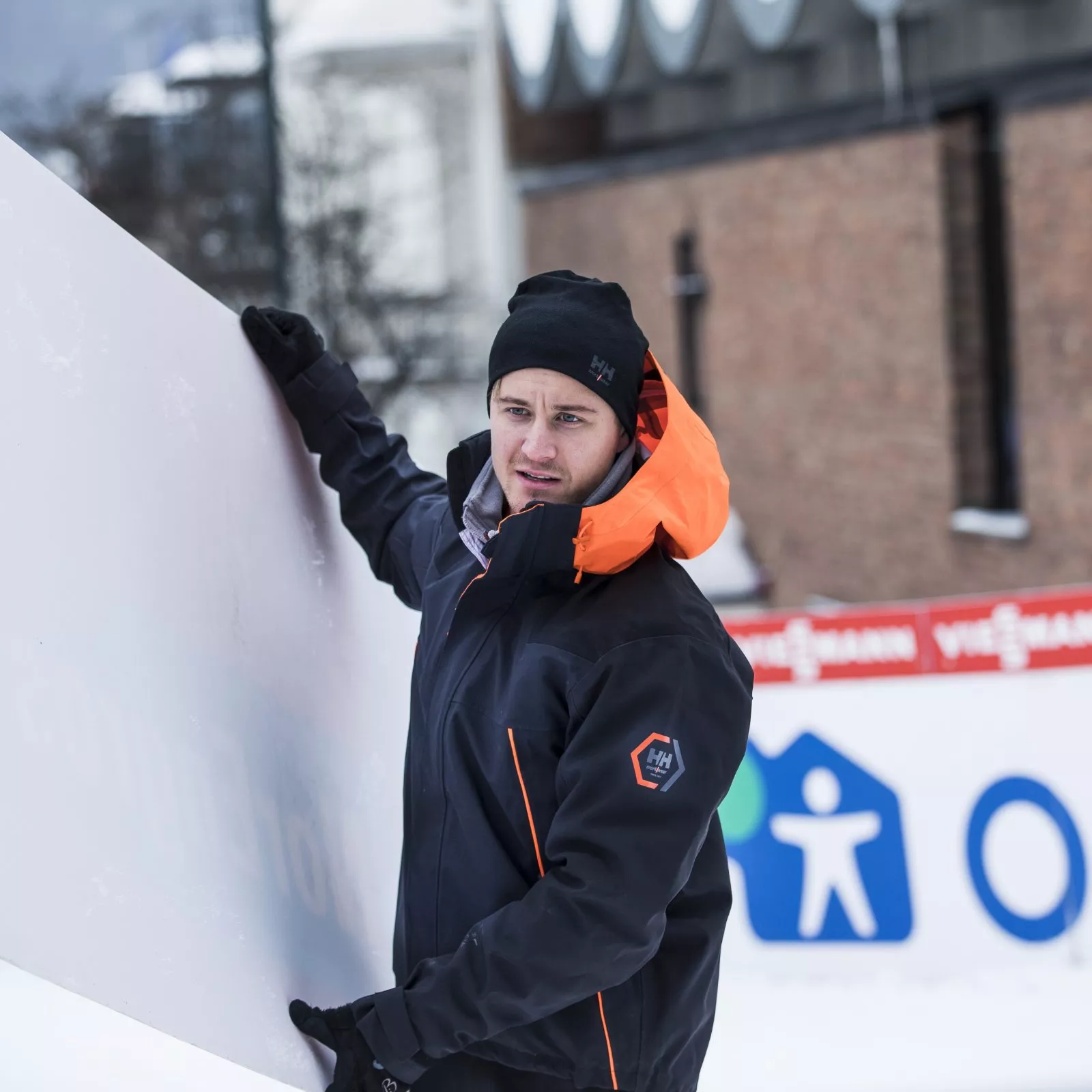 CACIULA LIFA MERINO BEANIE NEAGRA STD HELLY HANSEN # 79705