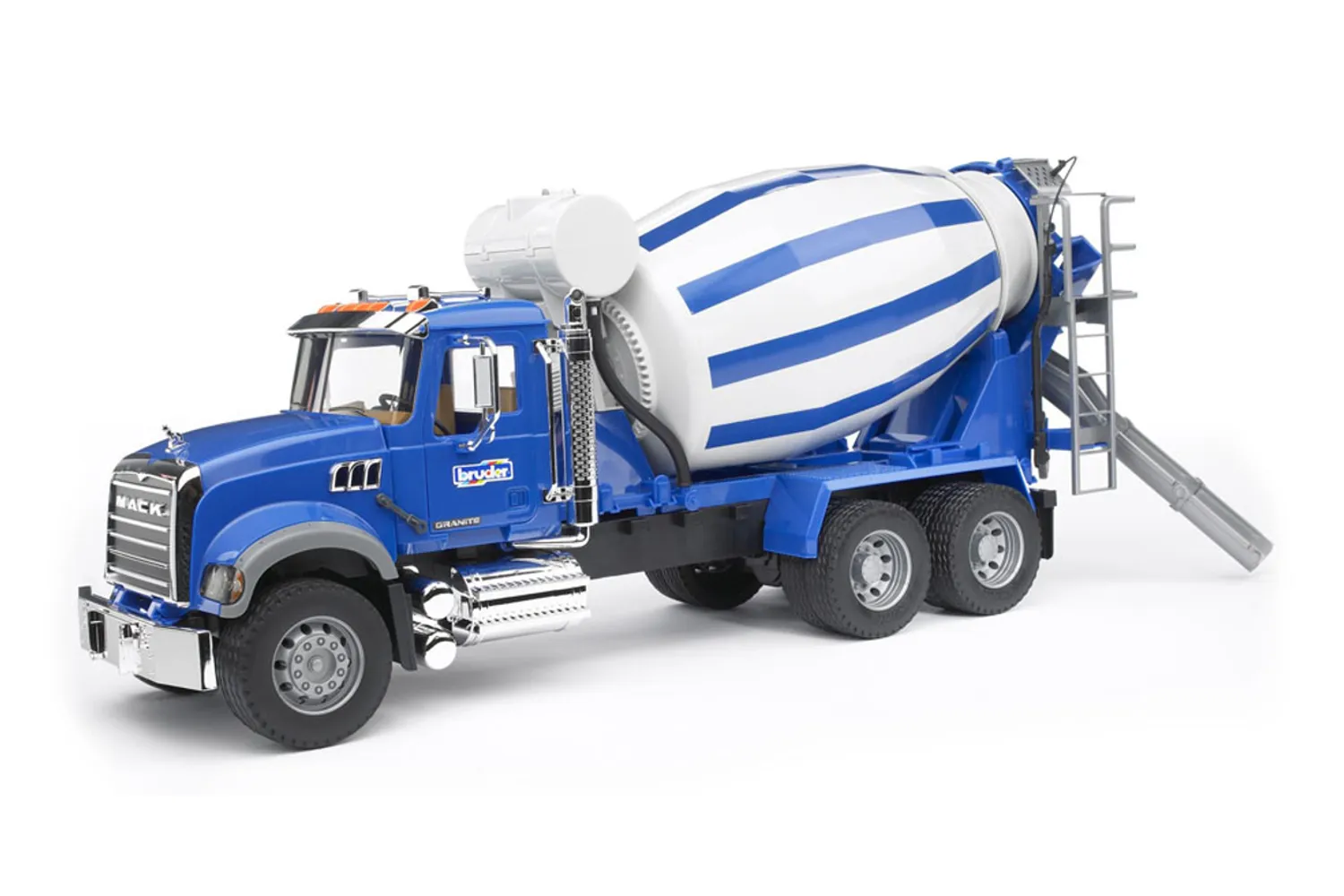 Jucarie Bruder, camion malaxor Mack Granite, 1:16, 665x185x275 mm # 02814