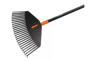 Grebla Frunze Cu Coada Solid M Fiskars # 1003464